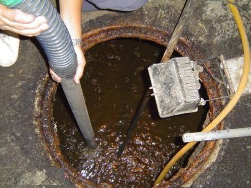 鸠江隔油池清理